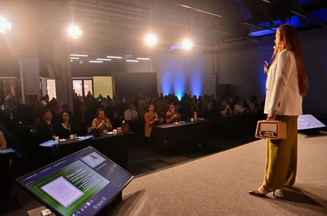 v2_94da7754-f8ff-41d3-b7bd-83c1829723c1